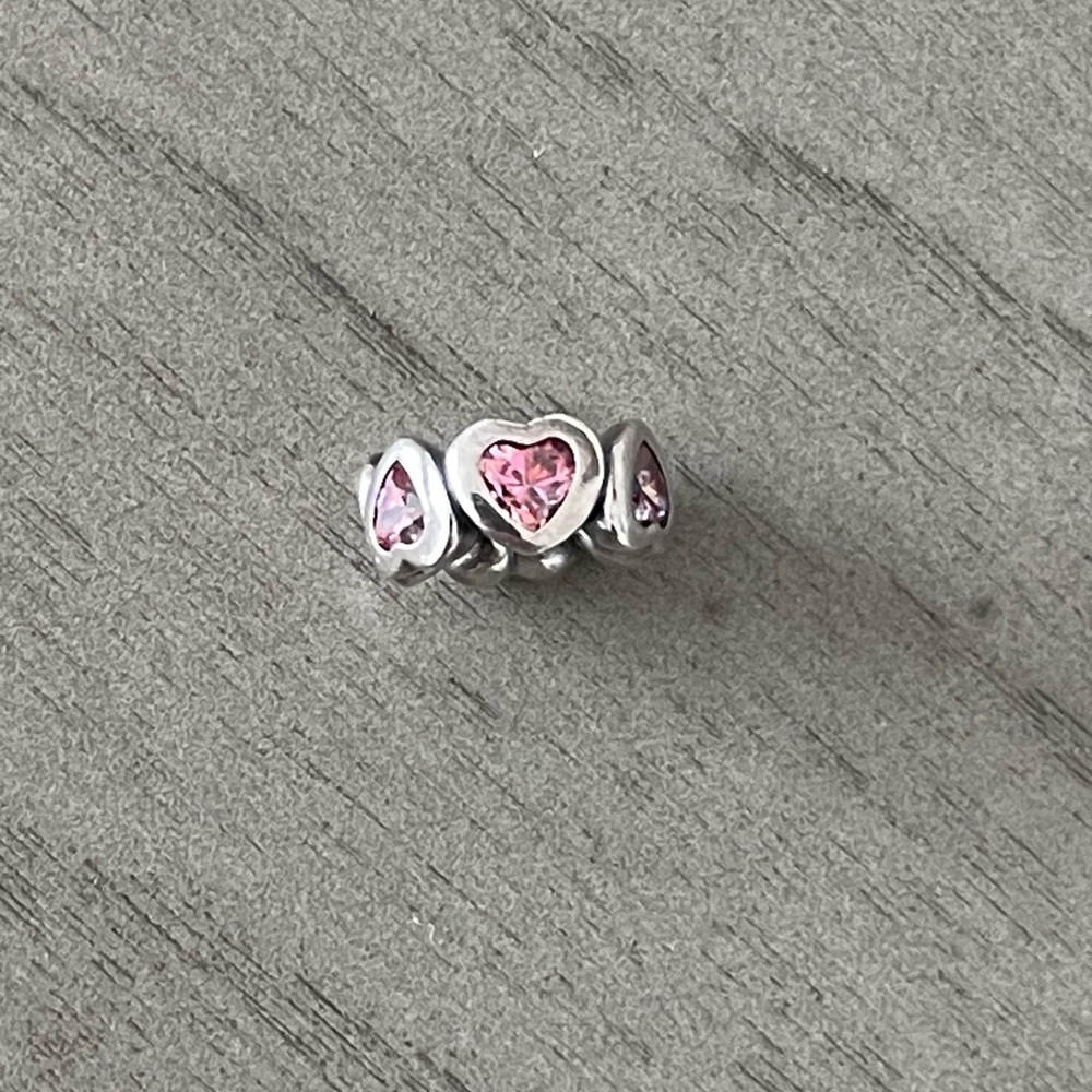✨FINAL PRICE✨Authentic Pandora Pink Heart Spacer Charm
